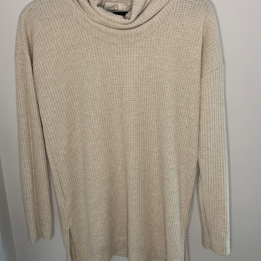 Cowl neck tunic light sweater